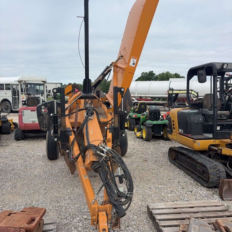 2023 Hurricane Model 24 Side Winder Ditcher, Big 1000pto, with Tablet, GPS system, Antenna, Laser Control Base Station, programmed for CNH, RTK Unit paid for, add weights on right side, with manual and paperwork, 1 owner