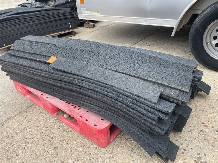 #6053-•-pallet-of-concrete-felt-image-1