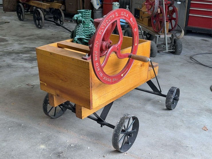heath-mfg.-co.-'never-fail'-grinder-&-rapid-grist-mill-on-cart-image-3