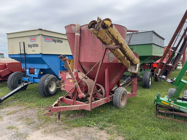 new-holland-354-image-1