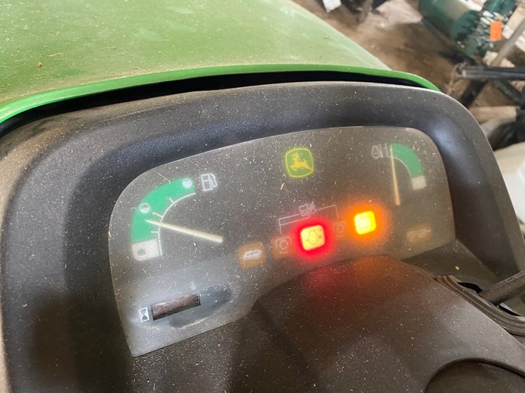 john-deere-x475-image-14
