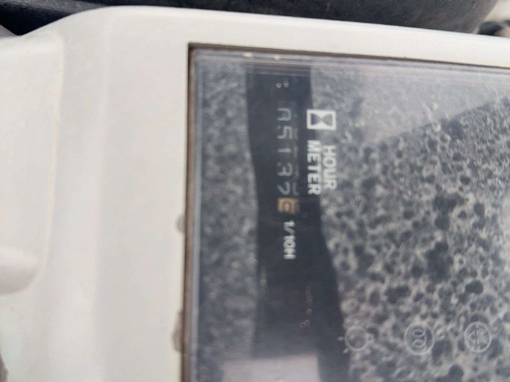 takeuchi-tb015-image-9