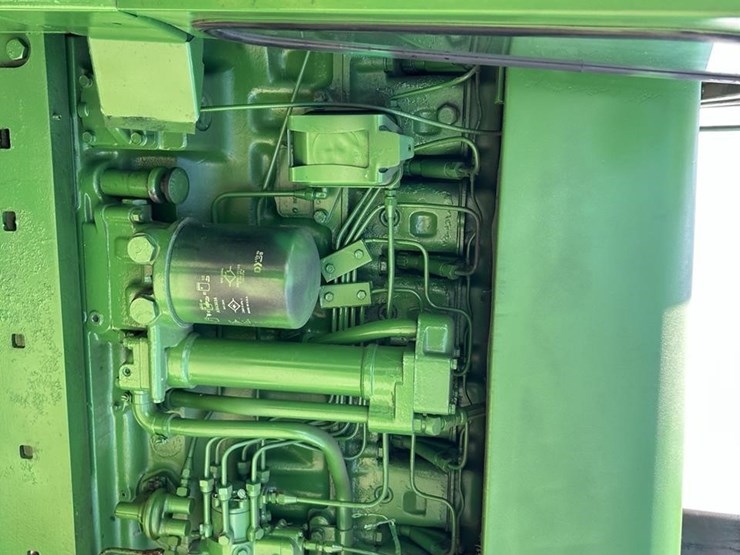 john-deere-4320-image-30