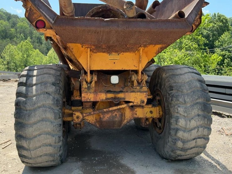 #131-•-bell-off-road-dump-truck-image-59