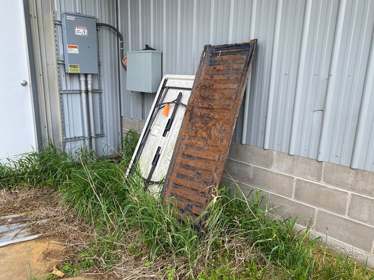 #3615-•-poly-folding-table,-ford-tailgate,-and-sheet-metal-image-1