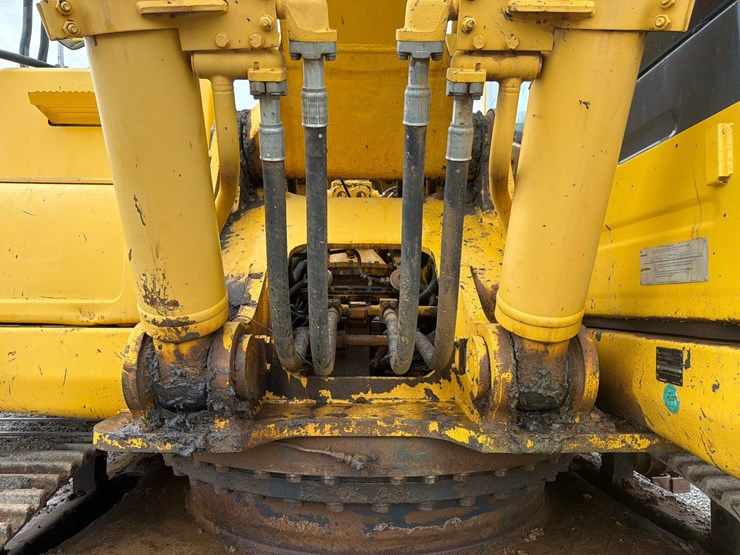 komatsu-pc360-lc-10-image-15
