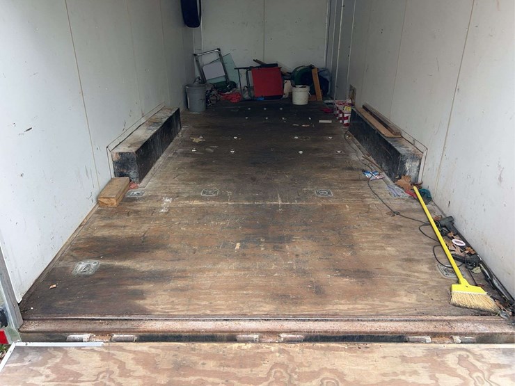 haulmark-20ft-enclosed-trailer-image-28