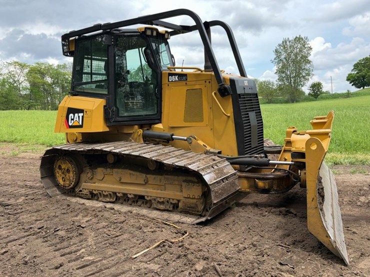2018-caterpillar-d6k-image-7
