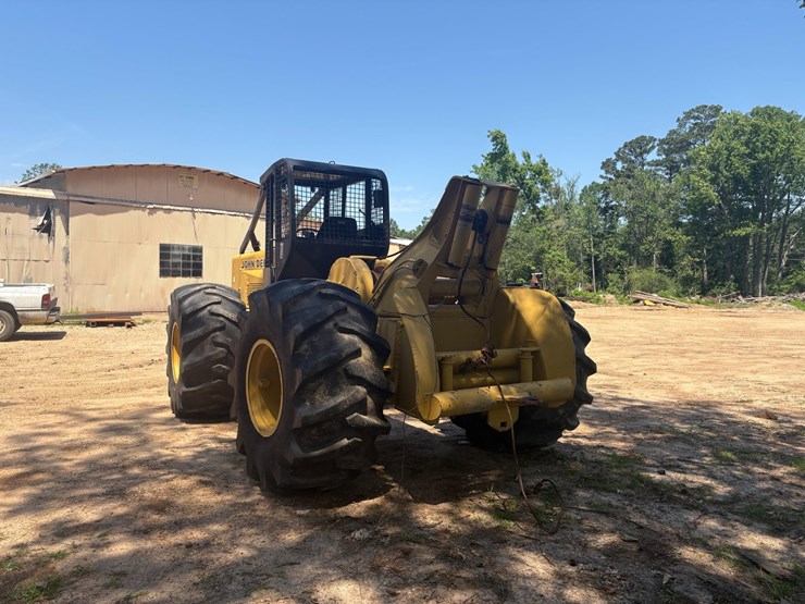 1983-john-deere-640-image-5