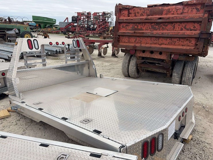 new-bradford-built-aluminum-flatbed,-84-x-102,-42"-frame-width,-56"-cab-to-axle,-fits-single-wheel-long-bed-chevy-all-years-and-ford-2017-and-older,-8ft-bed,-stock-#bb14606-image-5
