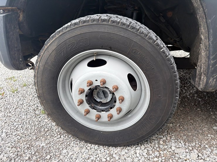 ford-f550-image-8