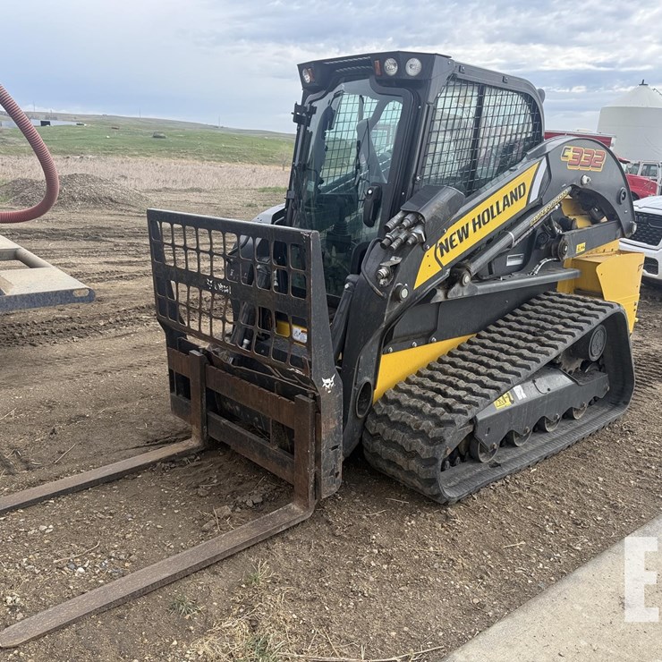 2021 NEW HOLLAND C332