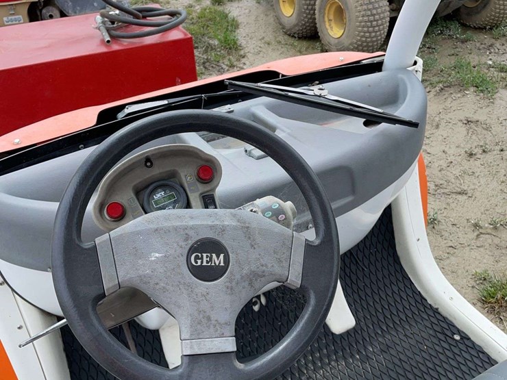 2-seater-golf-cart-(untested)-image-5
