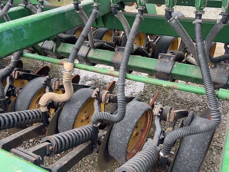john-deere-750-image-5