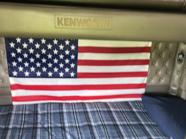 2006-kenworth-t800-image-30