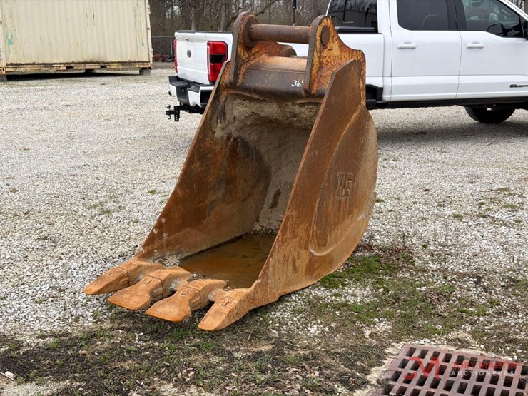 john-deere-450-image-1