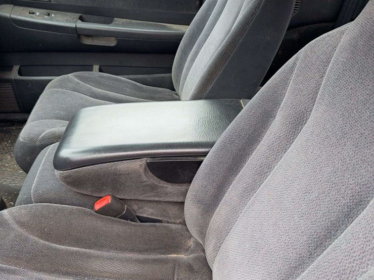 2002-dodge-dakota-image-7