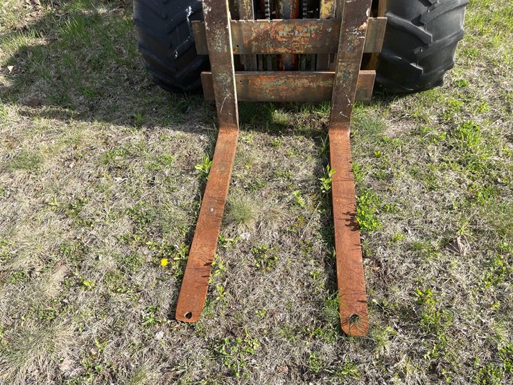 #5498-•-1978-swinger-forklift-image-29