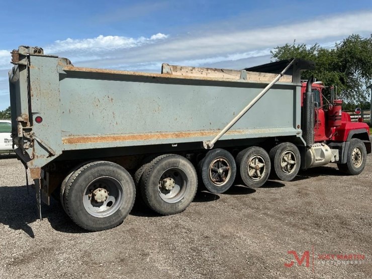 1998-mack-rd688s-image-22