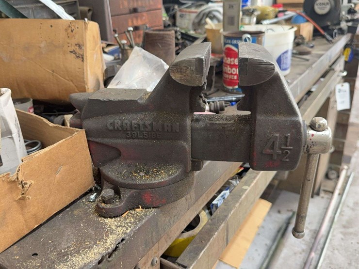 tools,-parts,-and-shop-related-items-image-17