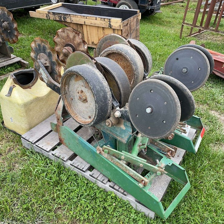 JOHN DEERE 7000