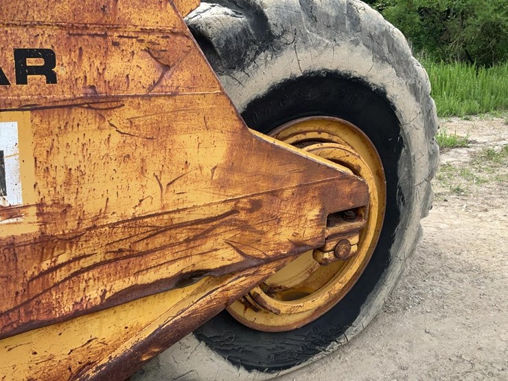 caterpillar-621-image-45