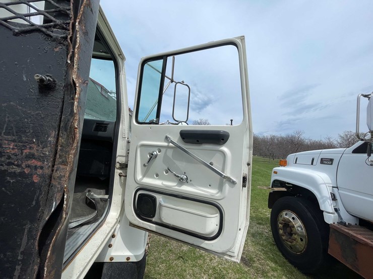 ford-l7000-image-57
