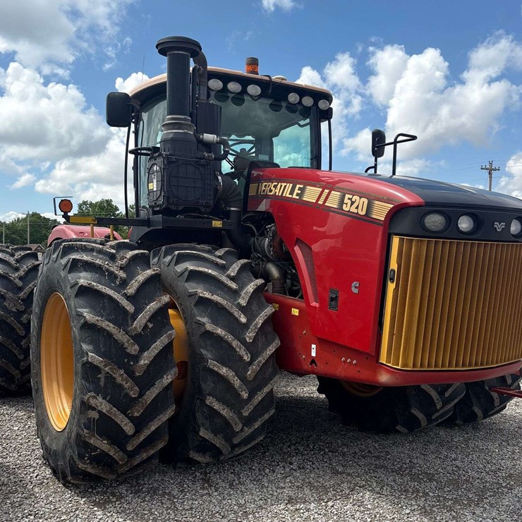 2018 VERSATILE 520