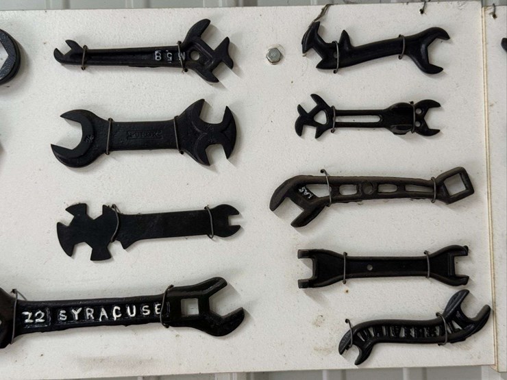 assorted-wrenches-collection-image-8