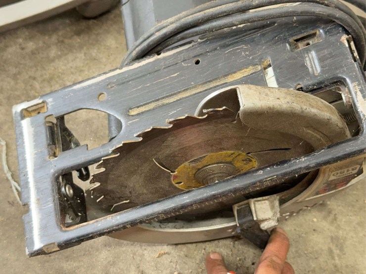 skilsaw-circular-saw,-allied-socket-set,-drills-and-more-image-7