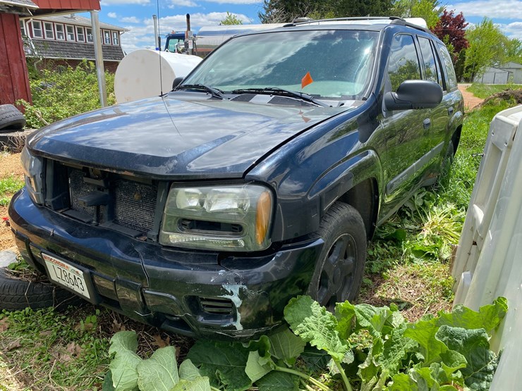 2004-chevrolet-trailblazer-image-1