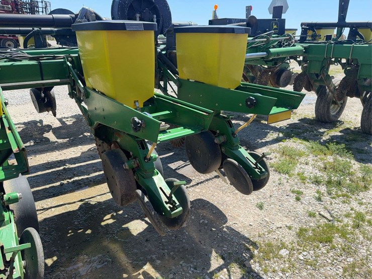 john-deere-1770-image-8