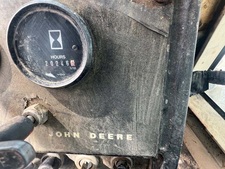 1992-john-deere-644-image-35