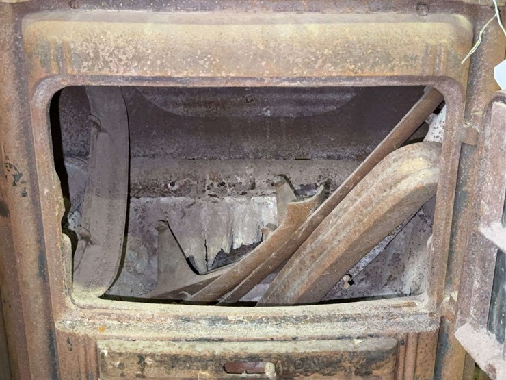 cast-iron-hot-blast-wood-burning-stove-image-3