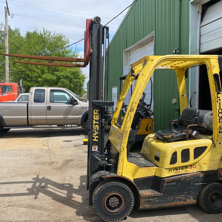 2016 Hyster H30FT LP Forklift