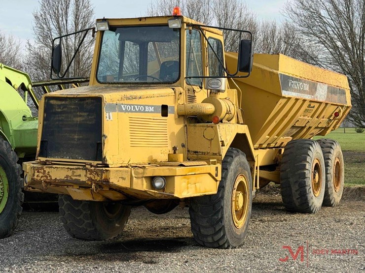 volvo-a25-image-1