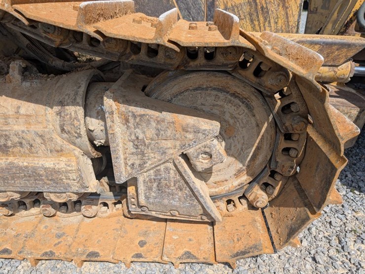 2001-caterpillar-d5m-xl-image-7
