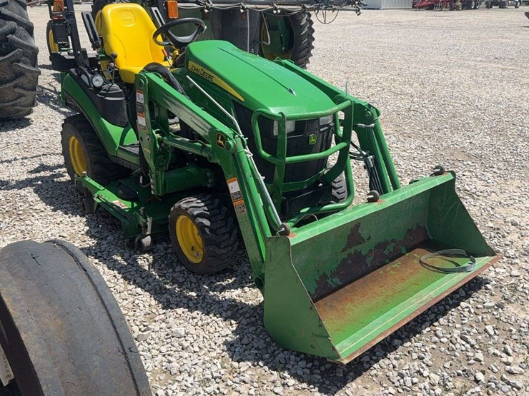 john-deere-1025r-image-1