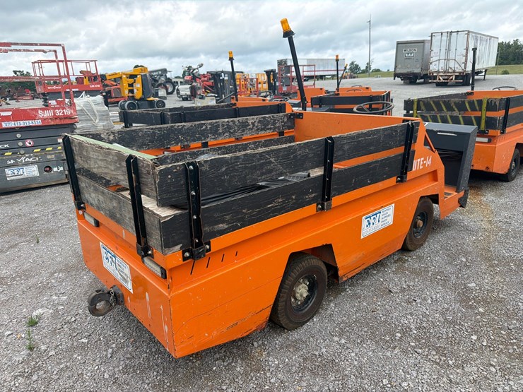 #95-•-2015-motrec-e-480-industrial-utility-vehicle-image-3