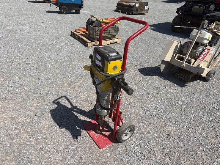 #25-•-bosch-brute-electric-jack-hammer-image-1