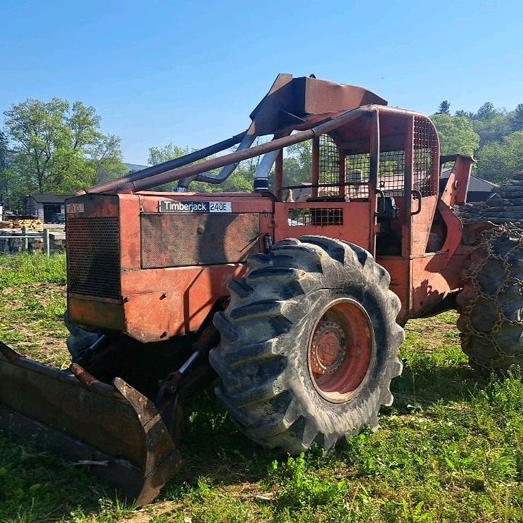 TIMBERJACK 240E