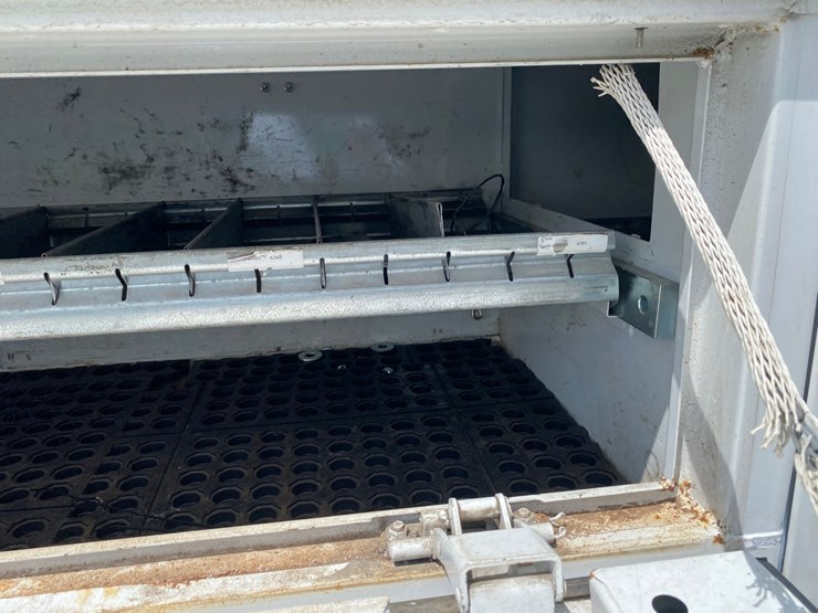 2019-ford-f-450-service-truck-image-35