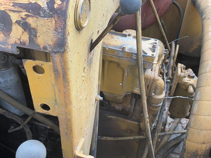 caterpillar-621-image-17