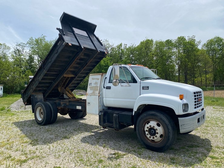 2002-gmc-6500-dump-truck-image-3