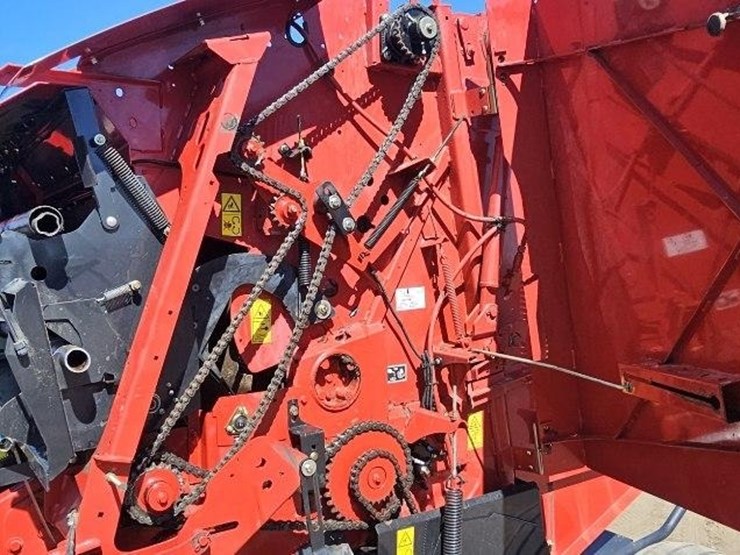 2023-case-ih-rb456a-image-7