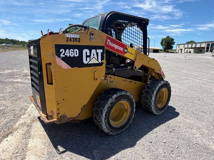 caterpillar-246d-image-3