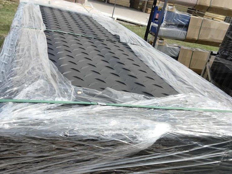 #12-•-(15)-ground-protection-mats---4'-x-8'-x-0.5"-image-1