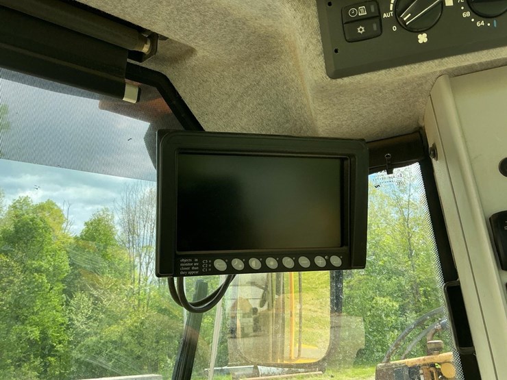 2016-volvo-l90h-image-24