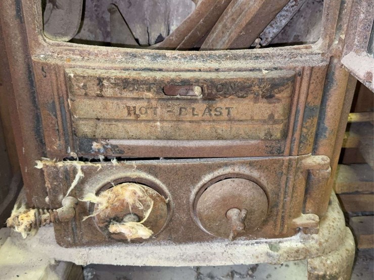 cast-iron-hot-blast-wood-burning-stove-image-5