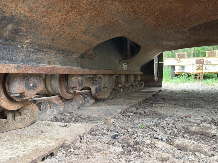2012-hitachi-zx160-image-56